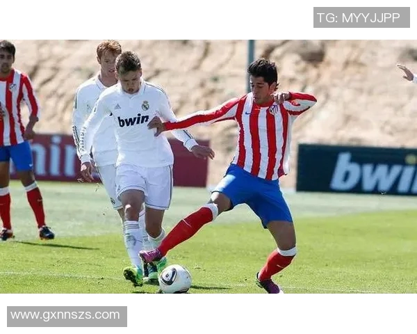 巴塞罗那与比利亚雷亚尔精彩对决回顾及赛后分析